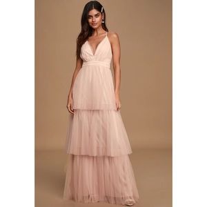 BRIDESMAID 3 tiered Lulus gown